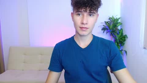 Snapshot of adrian_morelli chatting on March 15, 6:47 pm adrian morelli online show from March 15, 6:47 pm