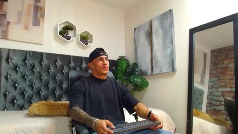   online show from October 7, 5:43 pm