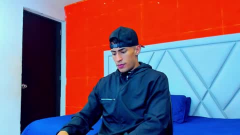   online show from October 11, 6:06 pm