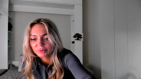 Adriana online show from January 22, 12:17 pm