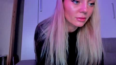 Adriana online show from January 26, 9:29 pm