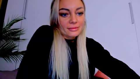 Adriana online show from March 4, 3:26 pm