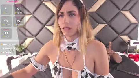 Adriana Harlow online show from July 28, 9:03 pm