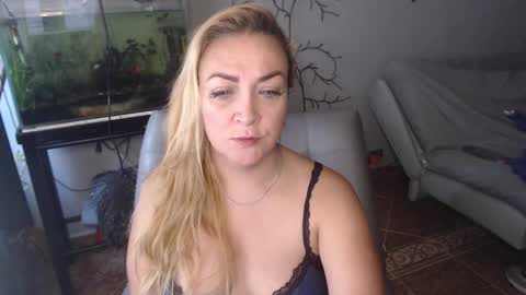 Adriana Paredes  online show from March 10, 12:37 pm