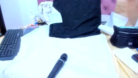 Snapshot of adrianasex_69 chatting on April 20, 3:42 am adriana online show from April 20, 3:42 am