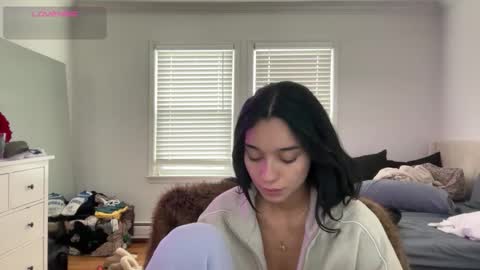 Snapshot of adriannarodriguez chatting on December 19, 5:09 pm Adrianna online show from December 19, 5:09 pm