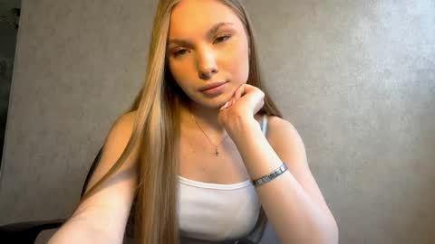 Caroline online show from March 28, 1:00 pm