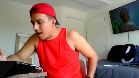 adriannn222 online show from December 2, 7:53 pm