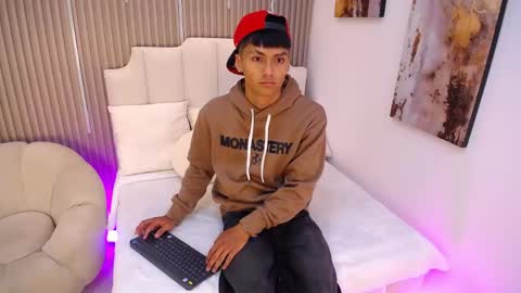 Snapshot of adrianstark_ chatting on May 18, 12:11 pm adrianstark_ online show from May 18, 12:11 pm