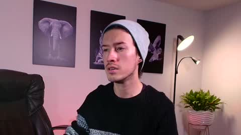 Adrian Williams online show from February 17, 6:26 pm