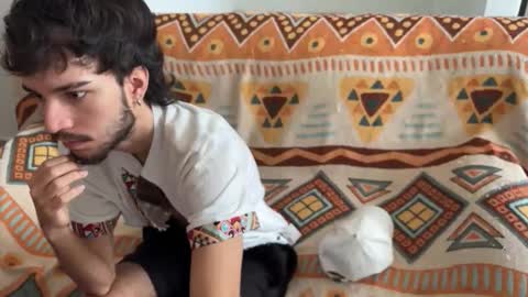 Snapshot of adrien_polo chatting on March 23, 1:59 pm adrien_polo online show from March 23, 1:59 pm