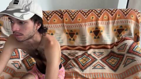 Snapshot of adrien_polo chatting on March 30, 4:19 pm adrien_polo online show from March 30, 4:19 pm