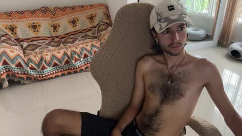 Snapshot of adrien_polo chatting on April 2, 2:37 pm adrien_polo online show from April 2, 2:37 pm