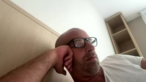 adrienfromparis online show from June 22, 5:43 pm