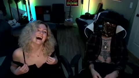 AdultSw1m online show from December 5, 2:53 am