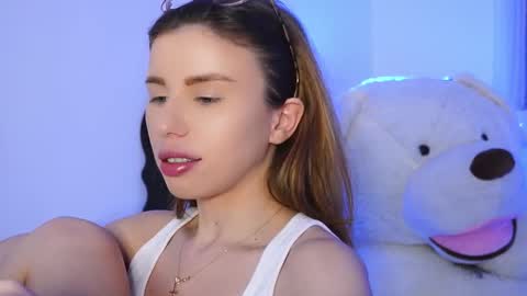 Snapshot of aelia_anara chatting on February 26, 6:18 pm Aelia online show from February 26, 6:18 pm