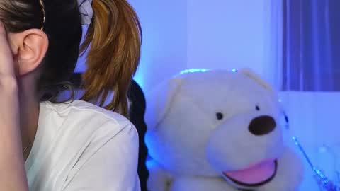 Snapshot of aelia_anara chatting on March 1, 6:10 pm Aelia online show from March 1, 6:10 pm