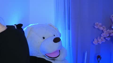 Snapshot of aelia_anara chatting on March 20, 6:13 pm Aelia online show from March 20, 6:13 pm