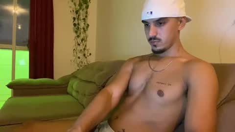 Luci online show from March 9, 3:32 am