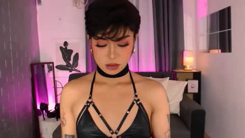 aeshamargaux online show from September 19, 3:56 pm