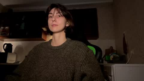 Snapshot of aevra chatting on December 8, 11:40 pm vegans taste better online show from December 8, 11:40 pm