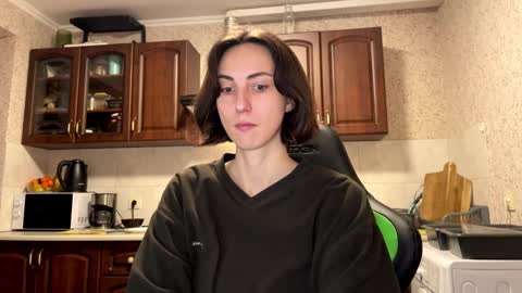 Snapshot of aevra chatting on December 25, 12:48 am vegans taste better online show from December 25, 12:48 am