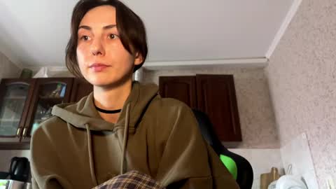 Snapshot of aevra chatting on February 12, 10:15 pm vegans taste better online show from February 12, 10:15 pm