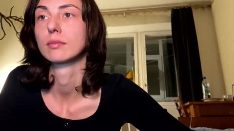 Snapshot of aevra chatting on October 5, 6:39 pm vegans taste better online show from October 5, 6:39 pm