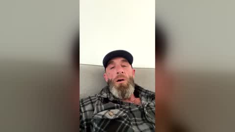 Snapshot of afcrider chatting on December 22, 6:49 pm afcrider online show from December 22, 6:49 pm