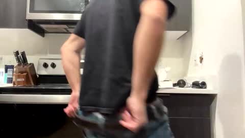 Snapshot of afeelyavag chatting on November 11, 2:00 am afeelyavag online show from November 11, 2:00 am