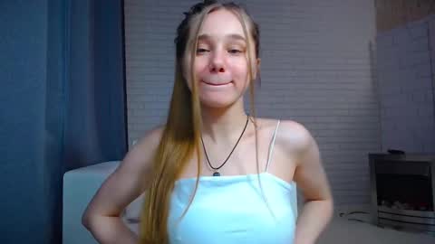 afeliya_shy online show from February 4, 7:33 pm