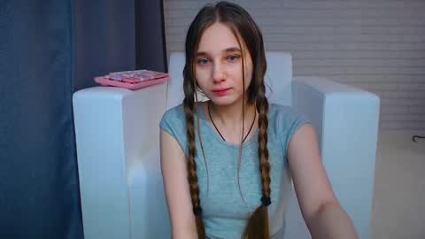 afeliya_shy online show from February 4, 10:34 pm
