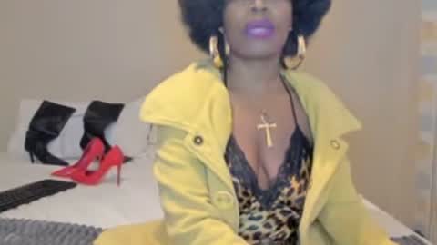 AfricanSquirtQueen online show from July 12, 8:22 pm