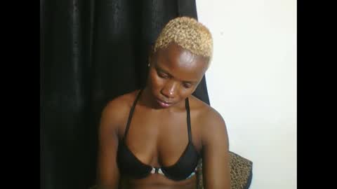 Snapshot of africanprincess24 chatting on December 14, 1:38 pm PHOEBE online show from December 14, 1:38 pm