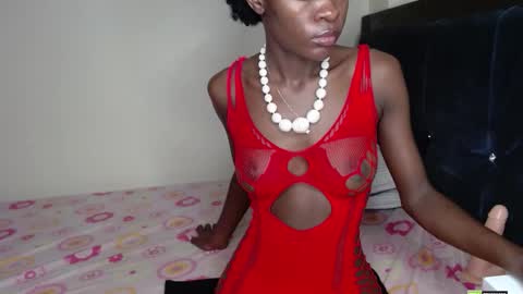 Mia online show from October 5, 5:33 pm