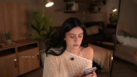 Emma online show from July 15, 5:18 pm
