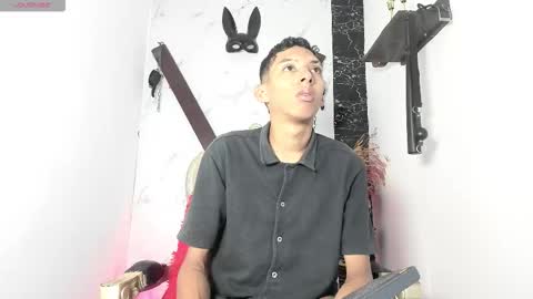 Snapshot of afrodita_n_ares_ chatting on September 19, 7:36 pm afrodita n ares online show from September 19, 7:36 pm
