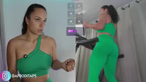 Snapshot of afrodita_p_ chatting on November 3, 9:32 am Afrodita P  online show from November 3, 9:32 am