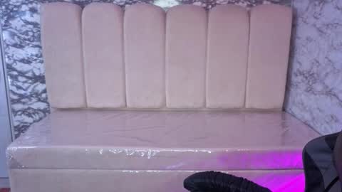 Snapshot of afrodita_wild_v chatting on December 20, 8:16 pm afrodita_wild_v online show from December 20, 8:16 pm