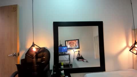 Afrodita online show from November 16, 1:39 pm