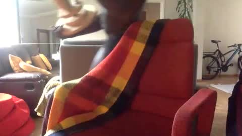 Snapshot of afromale123 chatting on October 20, 1:33 pm afromale123 online show from October 20, 1:33 pm