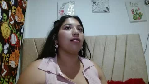 Snapshot of afrotida_booms chatting on November 16, 8:03 pm Afrodita Booms online show from November 16, 8:03 pm