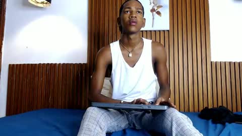 Snapshot of afrowayuu chatting on May 14, 5:42 pm afrowayuu online show from May 14, 5:42 pm
