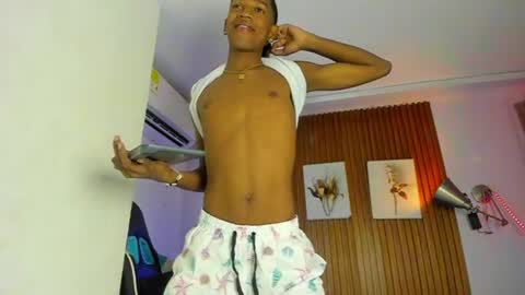Snapshot of afrowayuu chatting on June 9, 5:46 pm afrowayuu online show from June 9, 5:46 pm