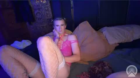 Me Myself  Irene online show from June 24, 6:01 am