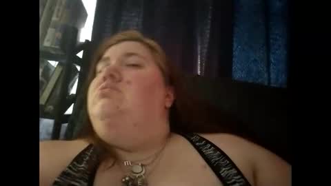 Snapshot of afterhoursangle35 chatting on March 22, 6:00 pm Babygirls353637 online show from March 22, 6:00 pm