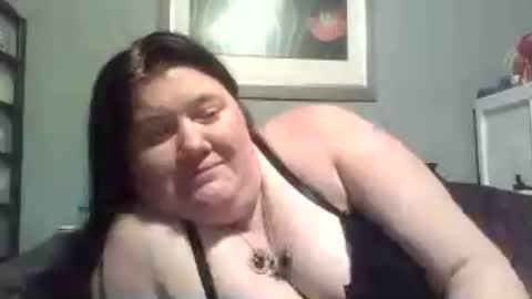 Snapshot of afterhoursangle35 chatting on June 15, 1:13 pm Babygirls353637 online show from June 15, 1:13 pm