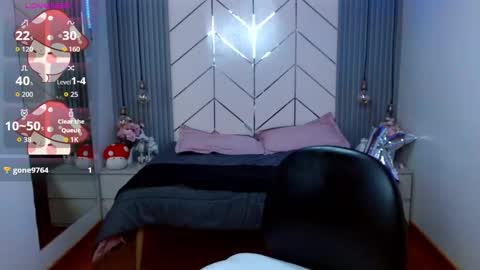 Kimberly online show from February 5, 2:22 pm