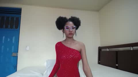agata_2004 online show from September 14, 8:52 pm