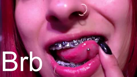 Agata Collinss online show from October 31, 6:14 am